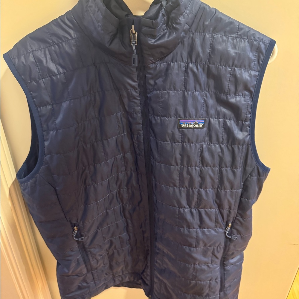 Patagonia Navy Men’s Nano Puff Vest
